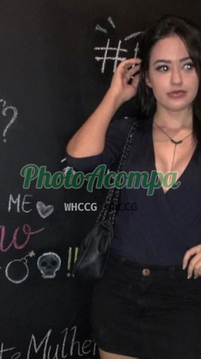 Larissa, garota de programa em Copacabana (RJ)