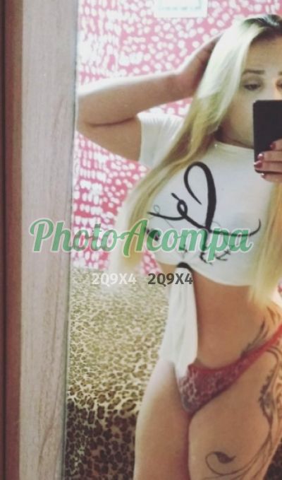 Letícia, travesti em Cajuru (Curitiba)