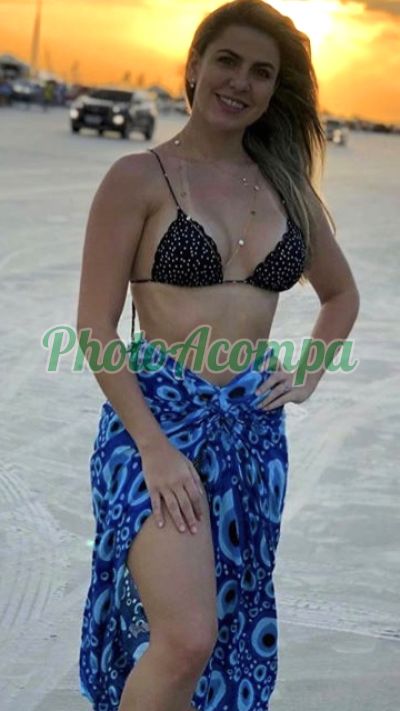Lúcia, garota de programa em Copacabana (RJ)