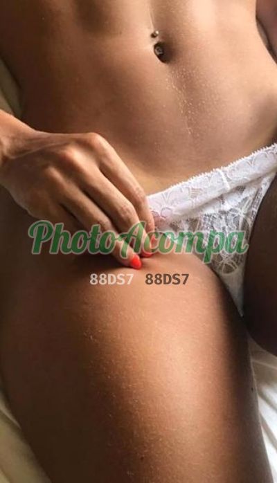 Jady, garota de programa no Costa Azul (Salvador)