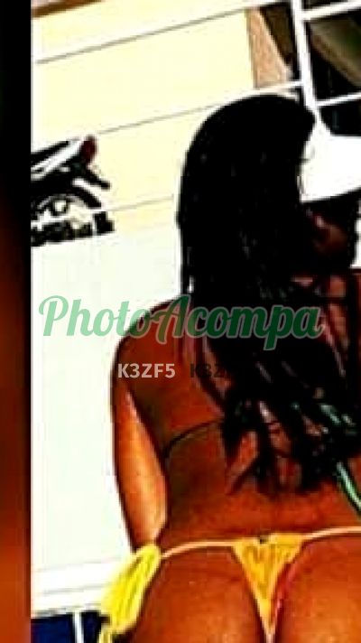 Layla Raphaella, travesti em Salvador