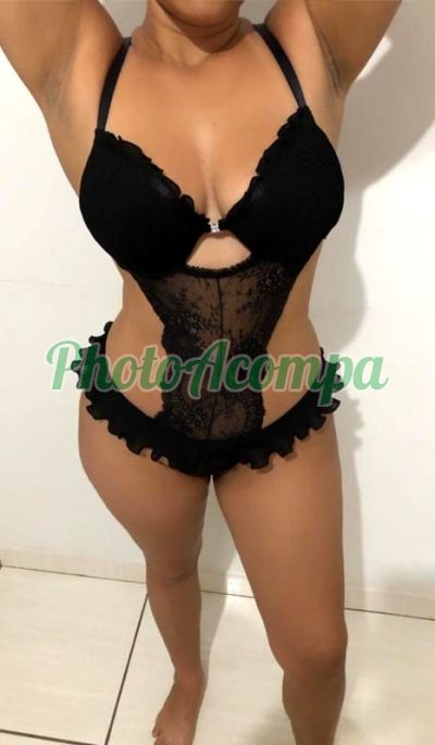 Carolina Silveira, escort em Uberlândia