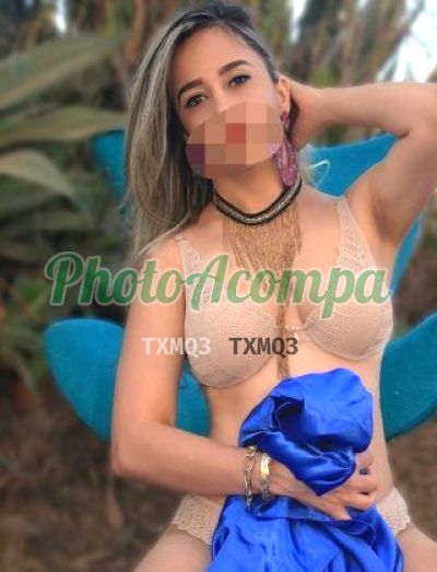 Júlia, acompanhante em Curitiba