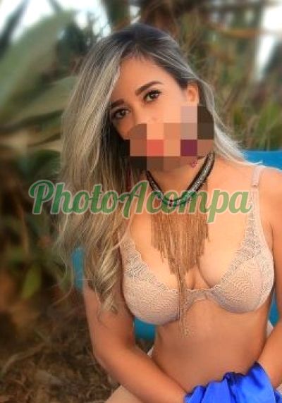 Júlia, escort em Curitiba