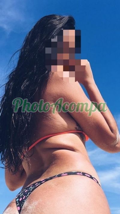 Belli, garota de programa no Recreio dos Bandeirantes (RJ)
