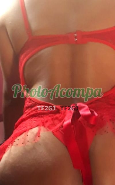 Cleo Andrade, garota de programa em São Paulo