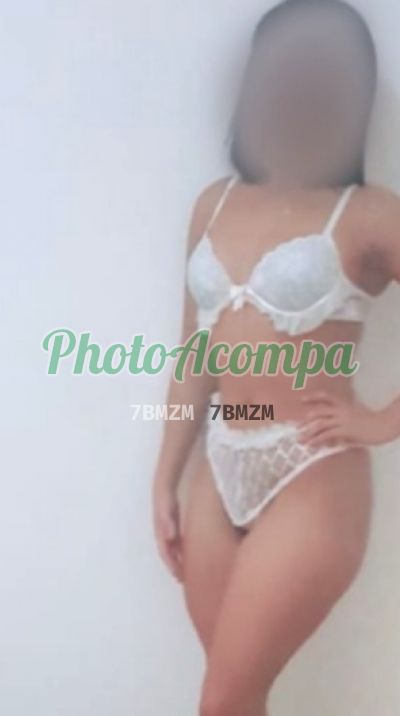 Caroline, acompanhante em Curitiba