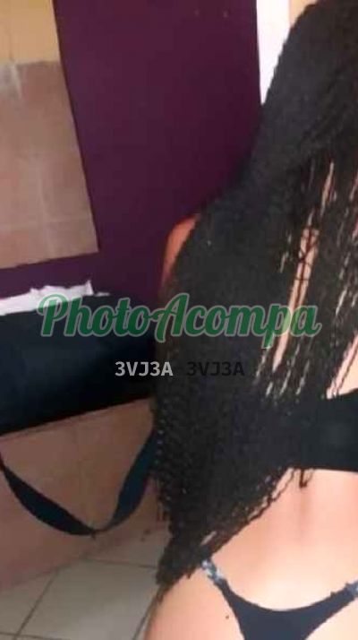 Vitoria Santos, travesti em Fortaleza