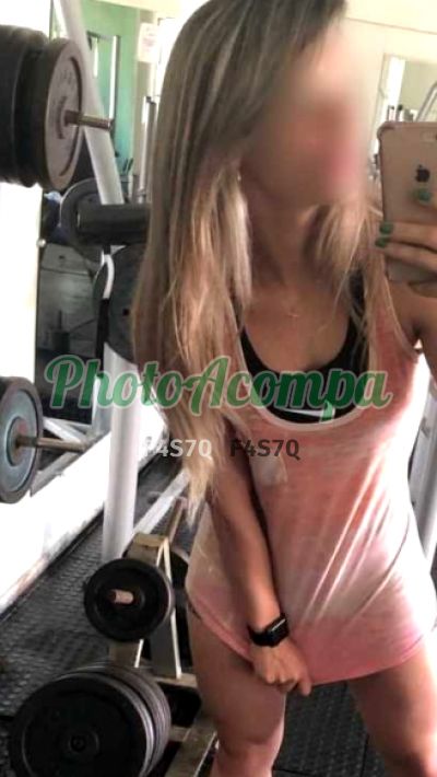 Carolina, acompanhante em Armação (Salvador)