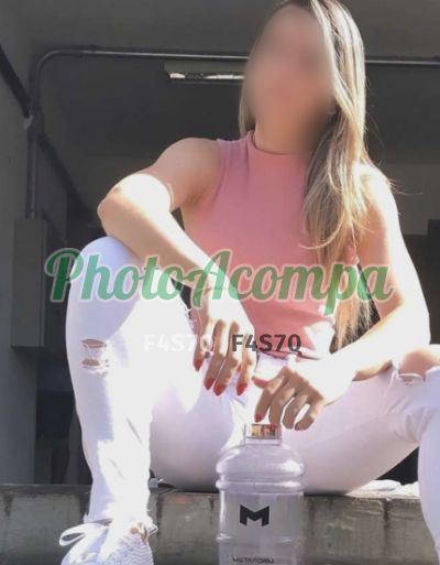 Carolina, escort em Armação (Salvador)