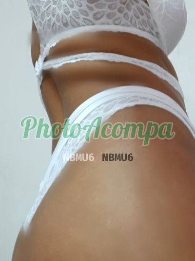 Danny Santos, garota de programa em Recife