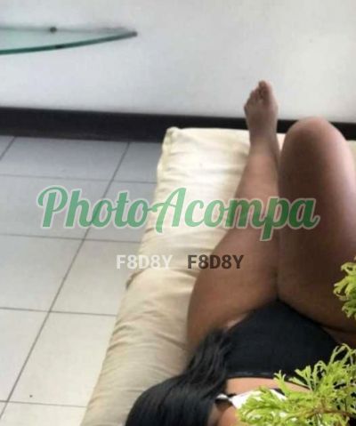 Laura, garota de programa em Copacabana (RJ)