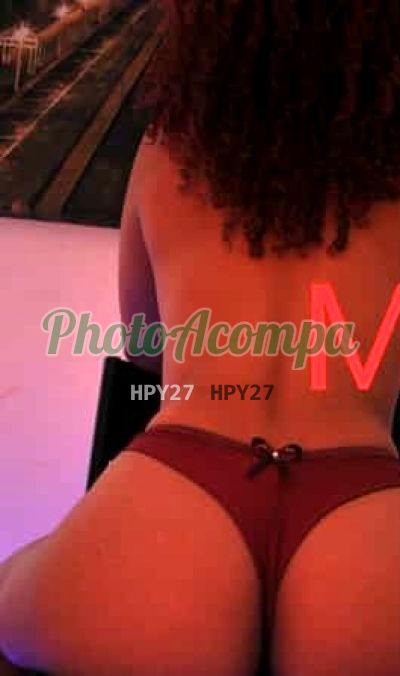 Mel, garota de programa em Recife