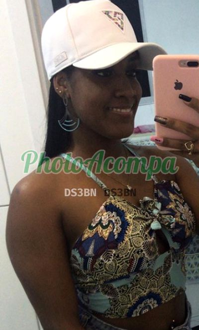 Taísa, garota de programa em Copacabana (RJ)