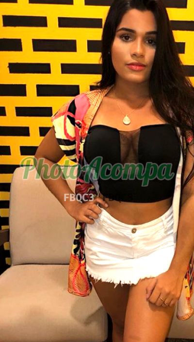 Alecxia, garota de programa em Copacabana (RJ)