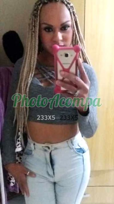 Natállia, transex em Curitiba