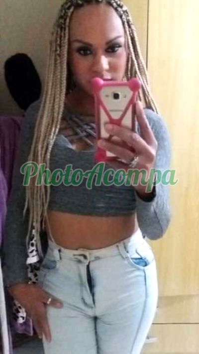 Natállia, transex em Curitiba