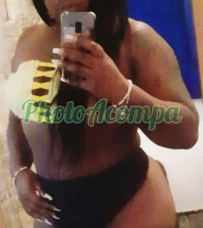 Karol Santos, acompanhante em Duque de Caxias