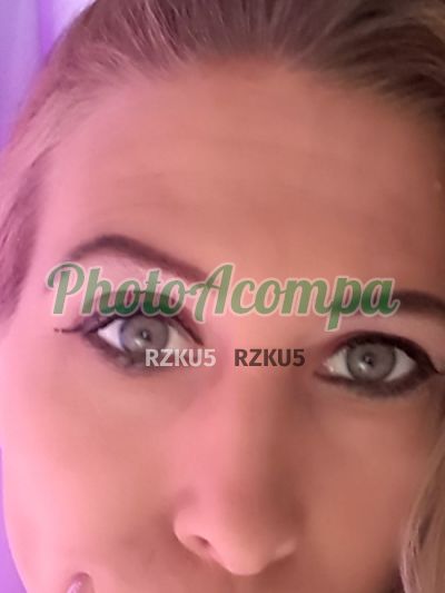 Suzi, escort em Curitiba