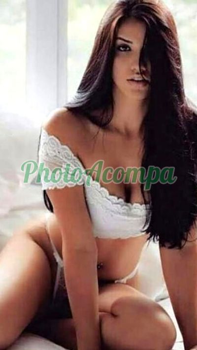 Betina, garota de programa em Copacabana (RJ)