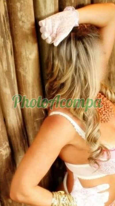 Sofia Lemos, garota de programa no Guarujá