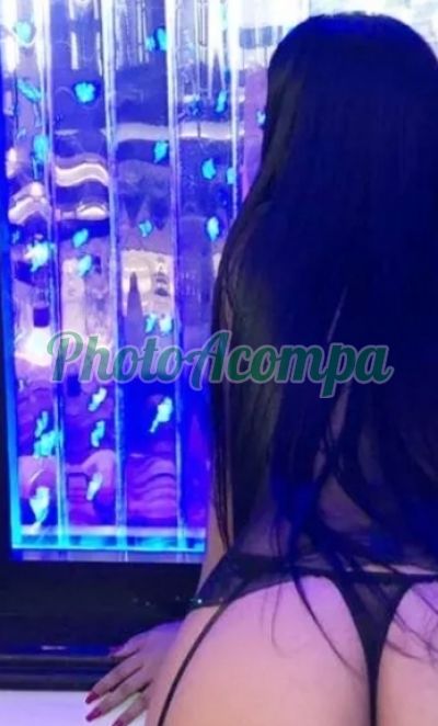 Nina, escort na Barra da Tijuca (RJ)