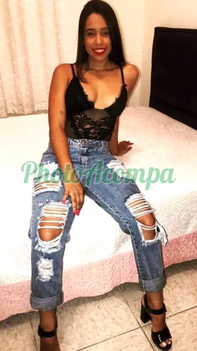 Karol Martins, acompanhante em Niterói