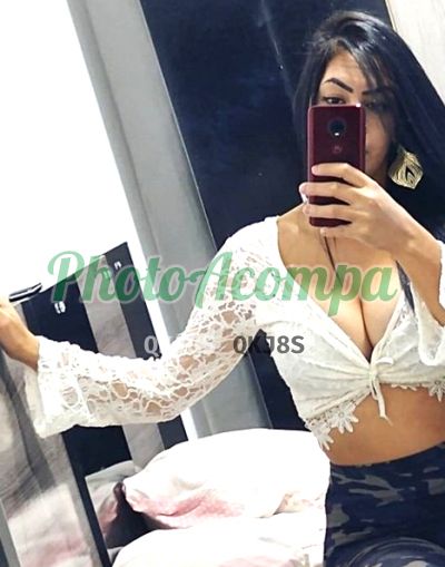 Lara, garota de programa em Copacabana (RJ)