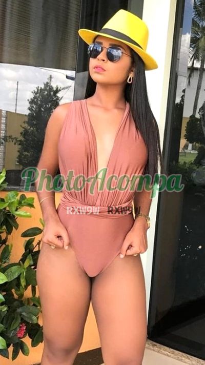 Lara, garota de programa em Copacabana (RJ)