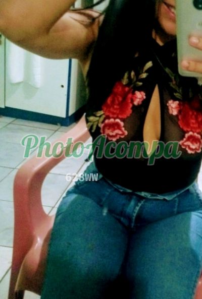 Tessalia, escort em Curitiba