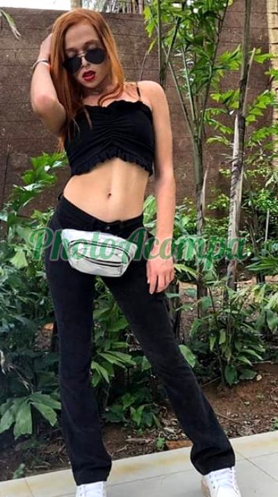 Júlia, transex no Centro (BH)