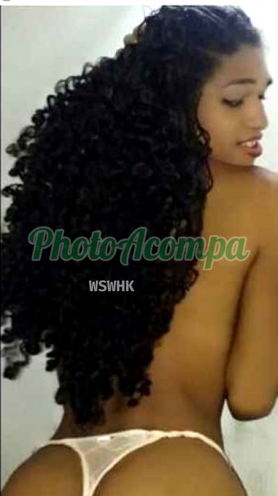 Aline, transex em Santos