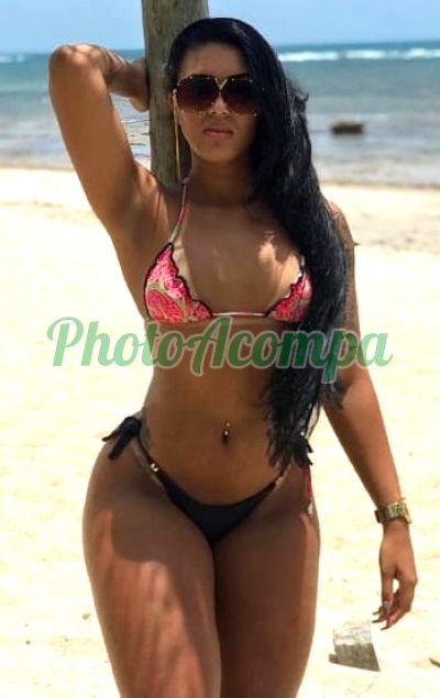 Hellen, acompanhante em Copacabana (RJ)