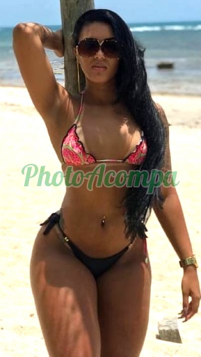 Hellen, acompanhante em Copacabana (RJ)