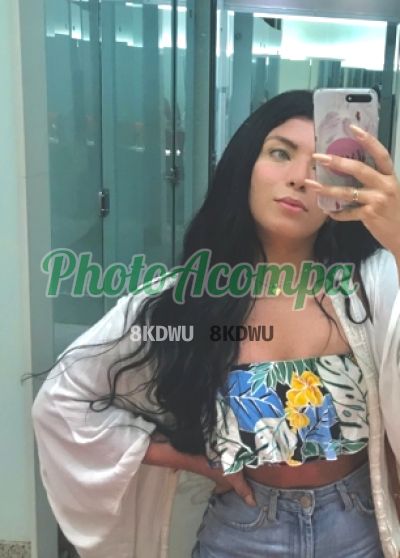 Agatha Rios, travesti em Jacarepaguá (RJ)