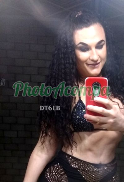 Jhennifer, travesti no Rio de Janeiro