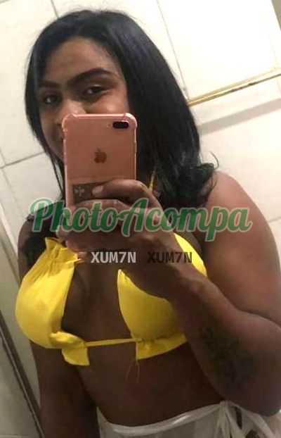 Nathália Santos, travesti em São Paulo