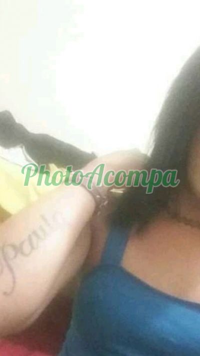Paola, travesti na Zona Norte (SP)