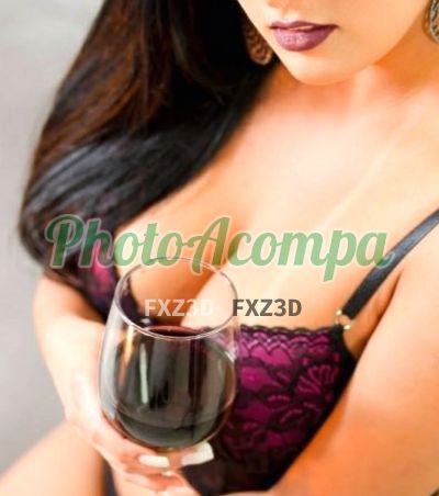 Jessica Sayuri, escort em Santos