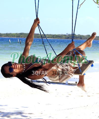 Patty, travesti na Barra da Tijuca (RJ)