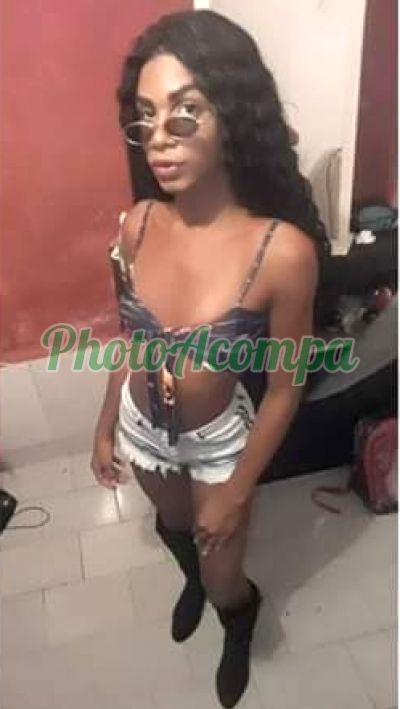Hilary, transex em São João de Meriti