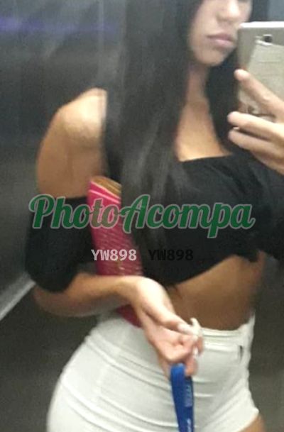 Jhully, escort em Goiânia
