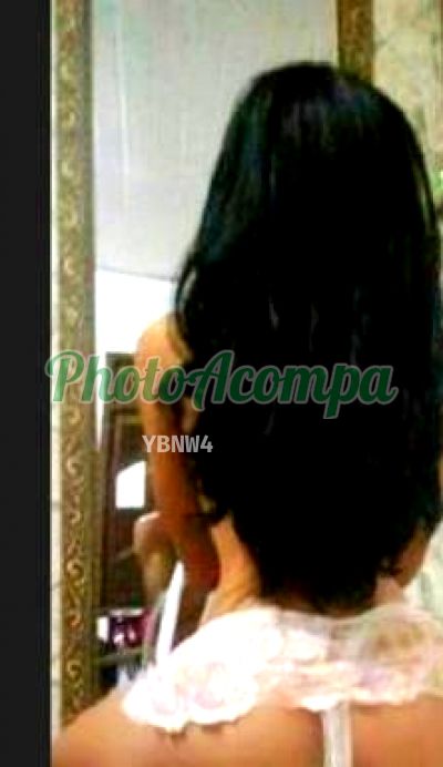 Pamela Quentíssima, transex no Centro (Salvador)