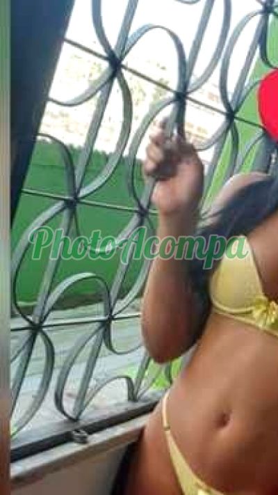 Julie, garota de programa em Manaus