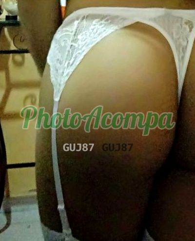 Laís Laila, travesti no Rio de Janeiro