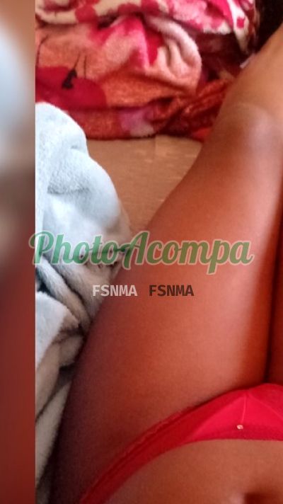 Tainá, garota de programa em Florianópolis