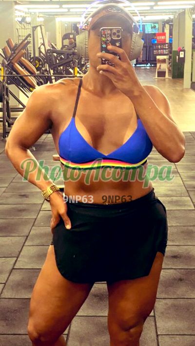 Kamilla, travesti em Florianópolis