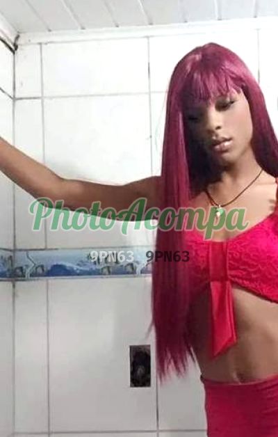 Stther Fox, travesti na Zona Sul (SP)