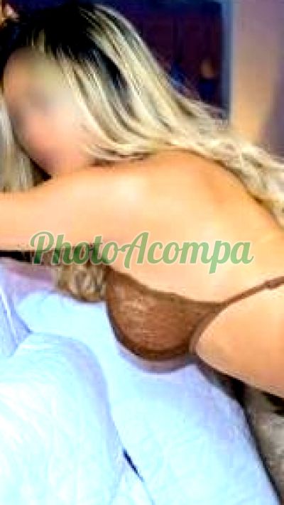 Carlinha, garota de programa em São Vicente