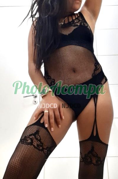 Kakau, escort em Campinas